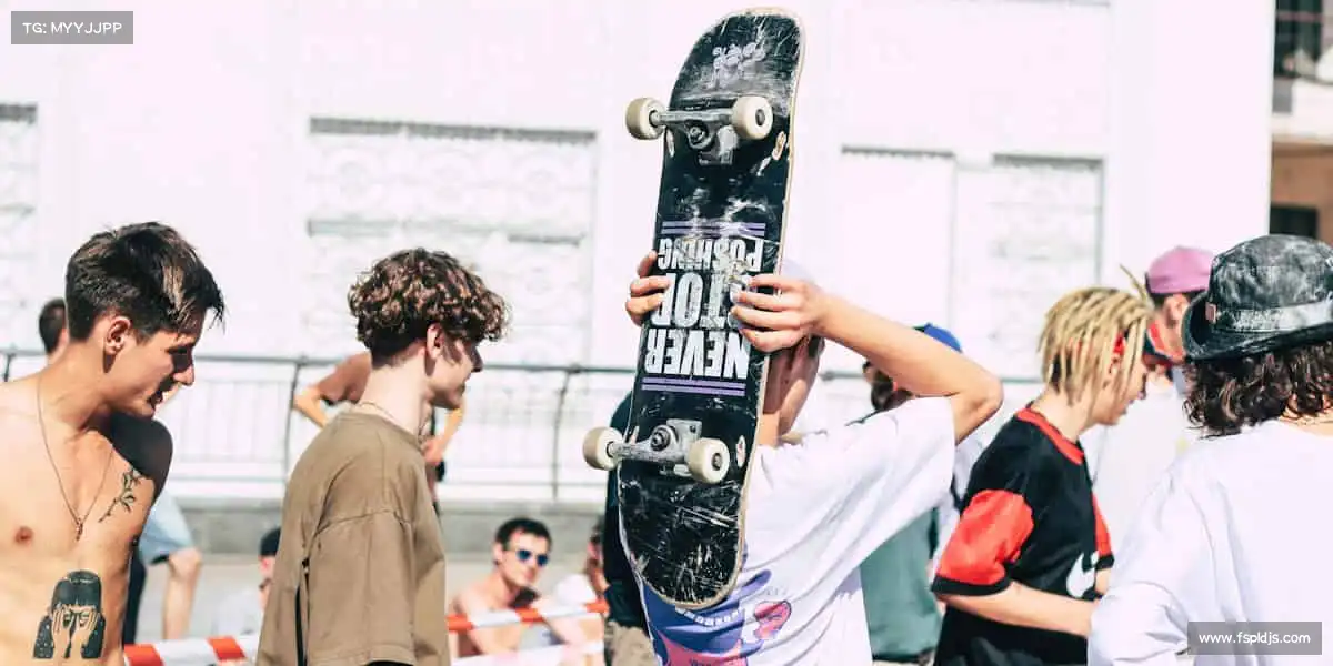 hjc黄金城集团——⚽️点燃激情,让运动成为生活底色!